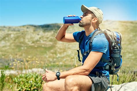 The Perfect Companion for Your Outdoor Adventures: Six Flash Mountain Water Bottles